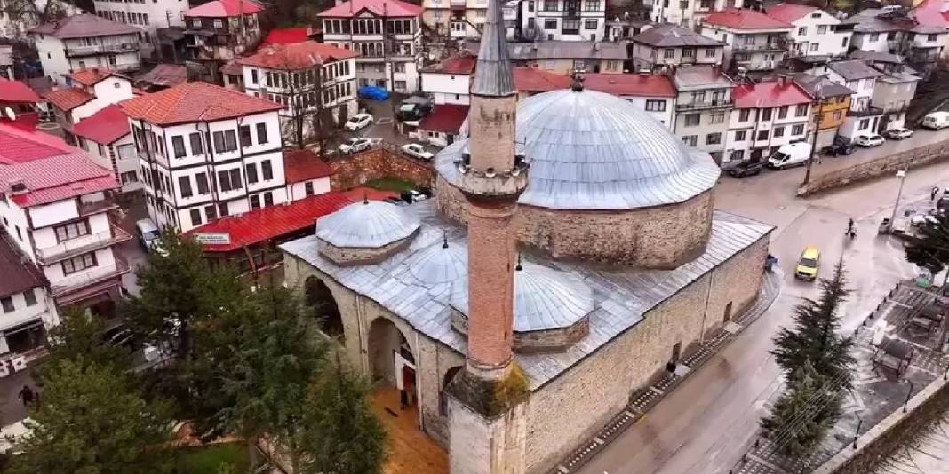 Osmanlı’nın erken dönem mimarisinin izlerini taşıyor: 600 yıllık mühendislik harikası 2